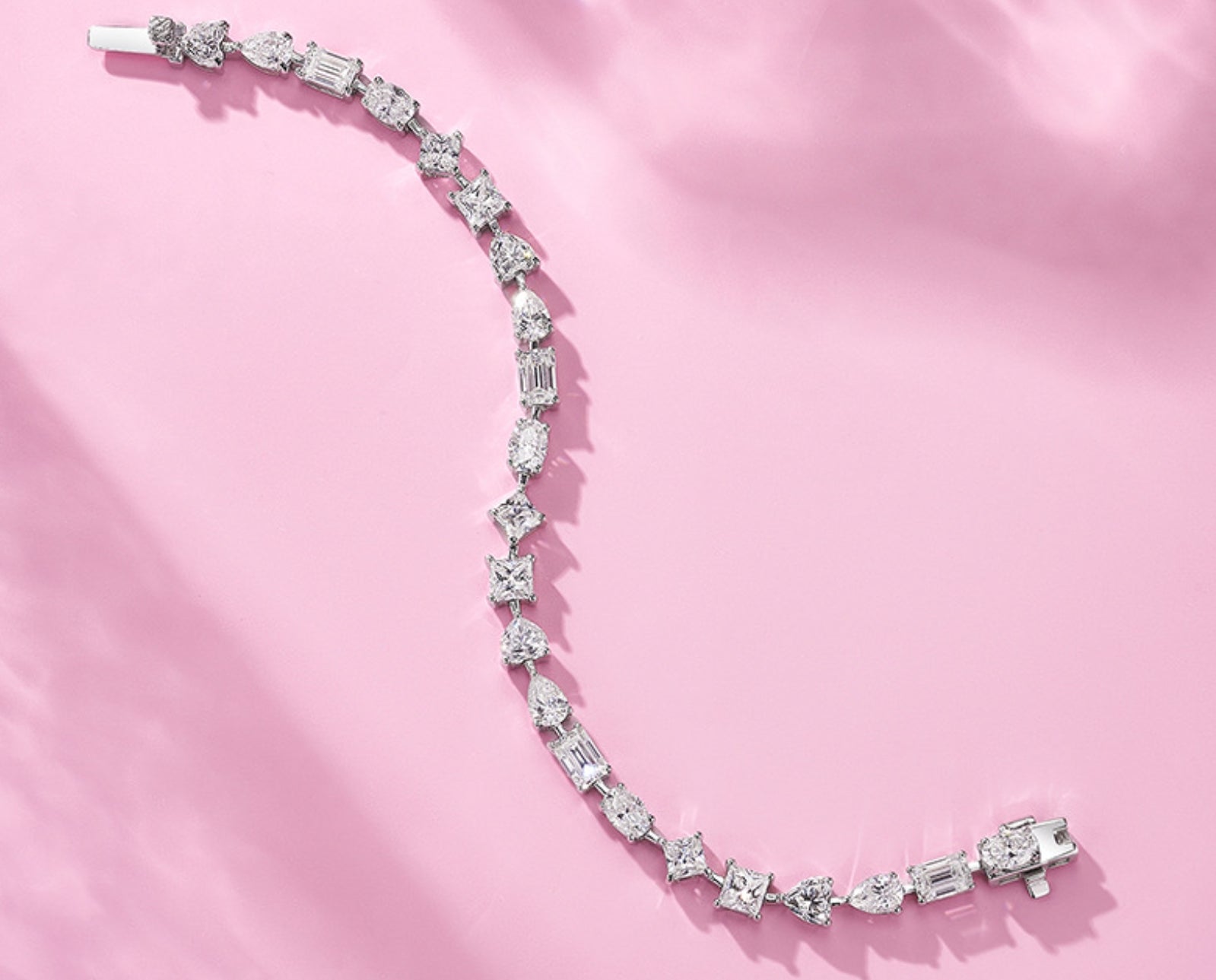 925 silver bracelet with special-shaped moissanite for elegant ladies' wristwear