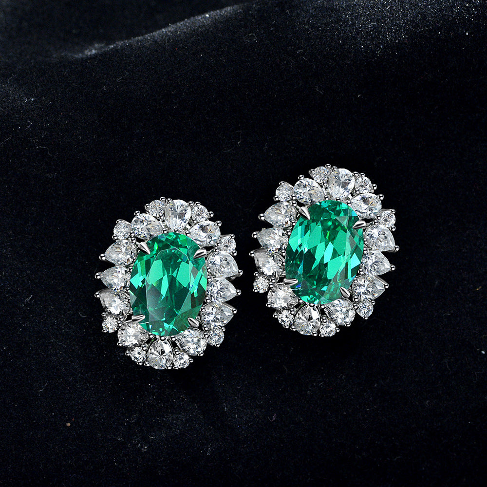 Oval-shaped 7-carat Paraiaba green 10*14 earrings - luxurious and high-end jewelry for women